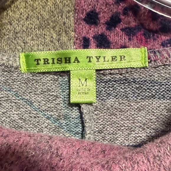 Trisha Tyler Colorful Abstract Patterned Sweater - Picture 3 of 6